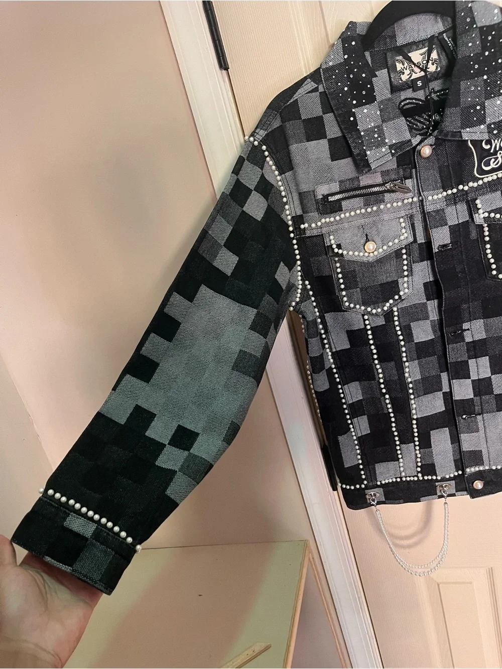 Men's Black & Gray Checkered Studded Jacket